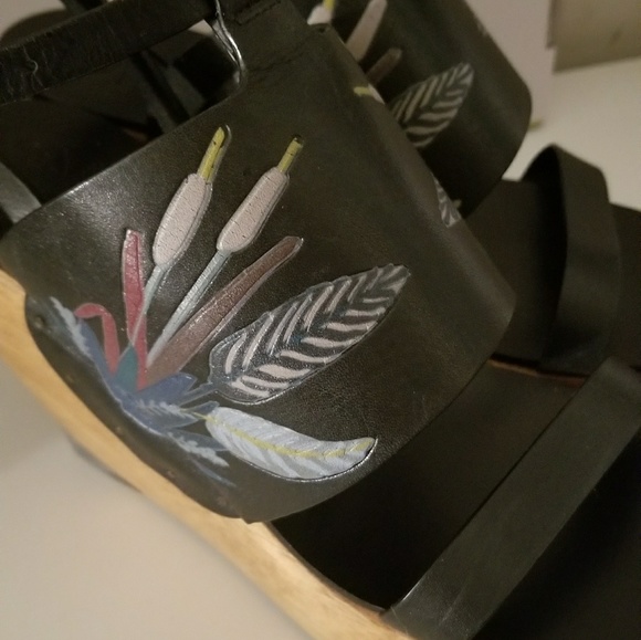 Tory Burch size 9 brand new never worn . - Picture 7 of 8